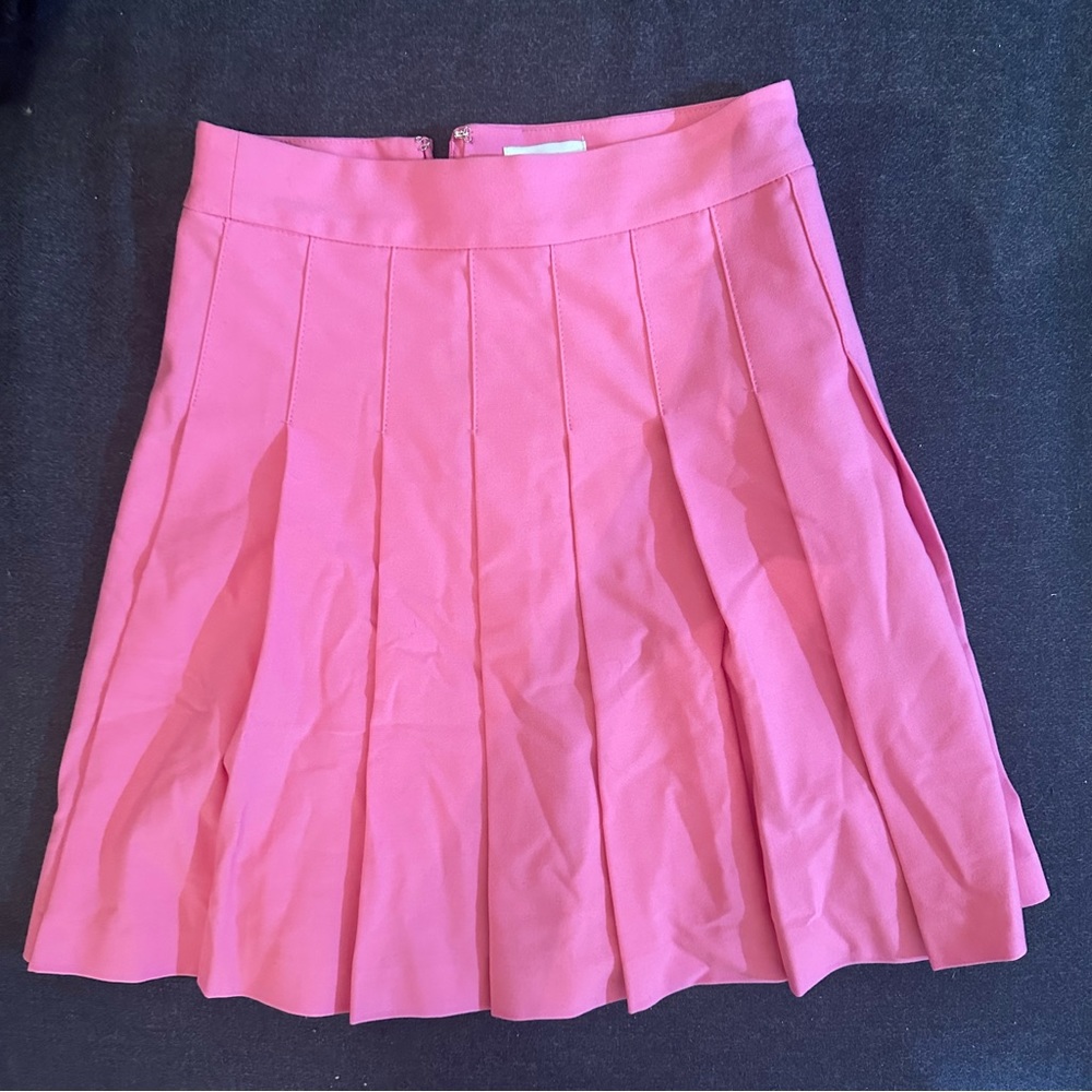 Hot pink pleated short skirt